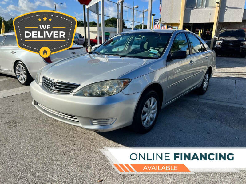 2005 Toyota Camry for sale at Global Auto Sales USA in Miami FL