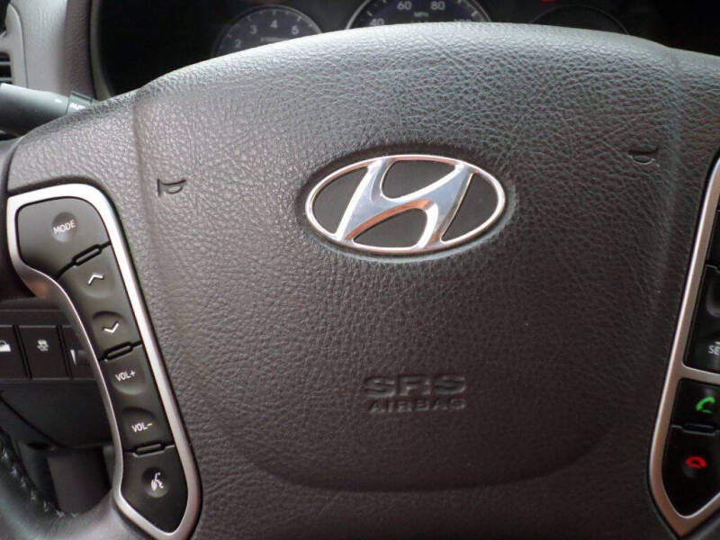 2012 Hyundai Santa Fe SE