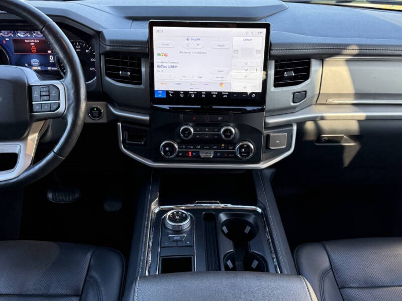 2023 Ford Expedition MAX XLT