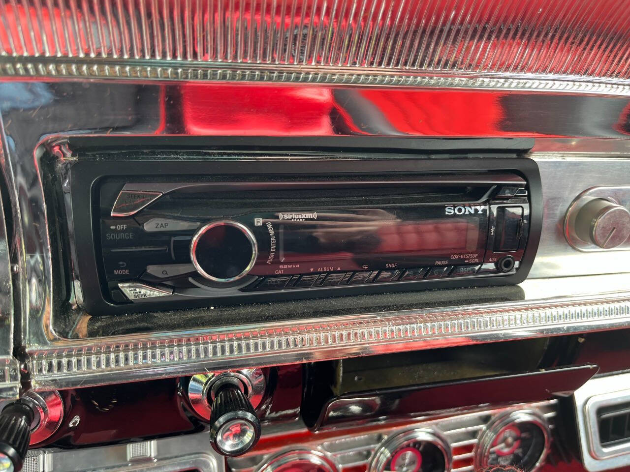 1964 Ford Fairlane 500 87