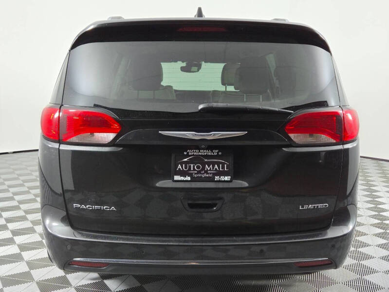 2017 Chrysler Pacifica Limited