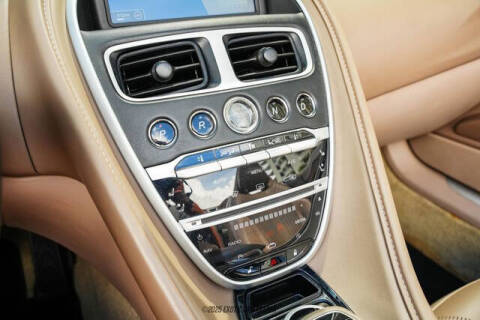 2019 Aston Martin DB11 Volante