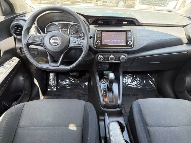 2024 Nissan Kicks S