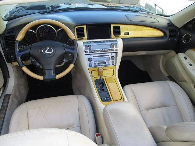 2002 Lexus SC 430