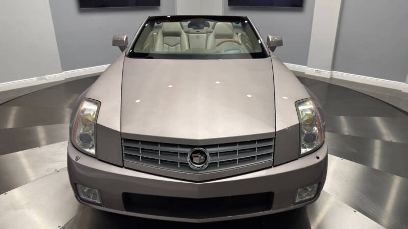 2004 Cadillac XLR