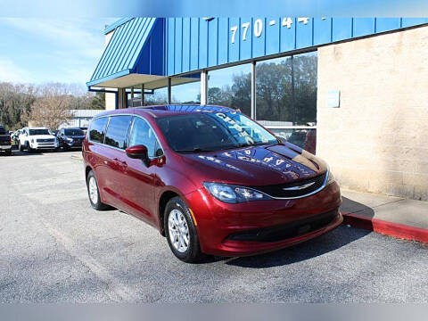 2021 Chrysler Voyager LX