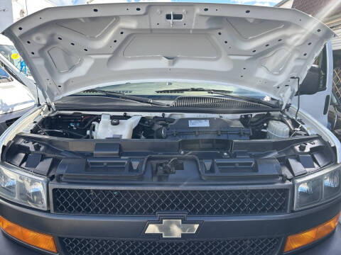 2018 Chevrolet Express 2500