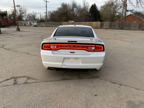 2013 Dodge Charger SXT