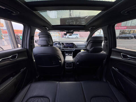 2023 Kia Sportage Plug-In Hybrid X-Line