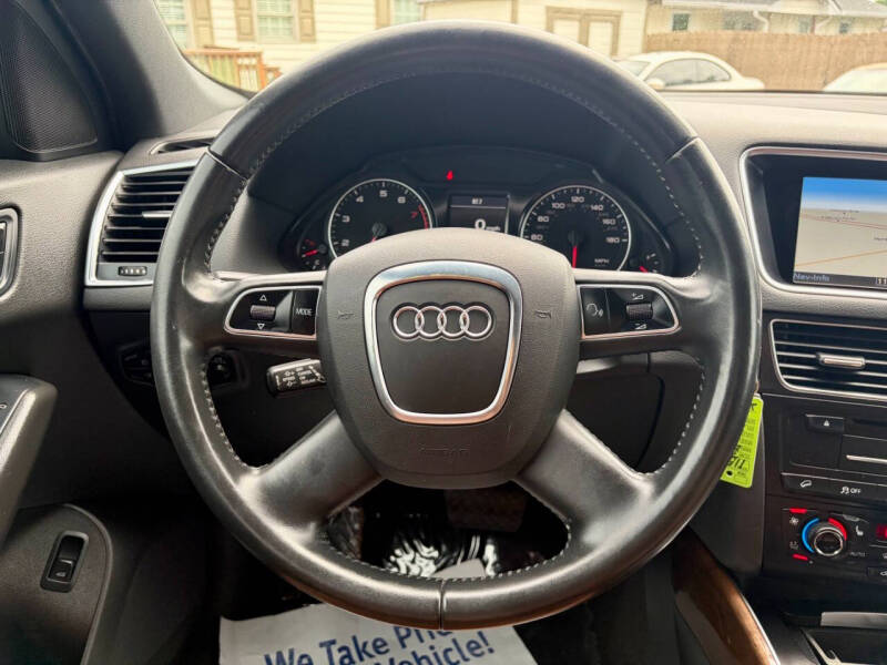 2011 Audi Q5 3.2 quattro Premium Plus