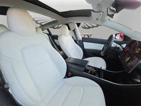 2019 Tesla Model 3 Standard Range Plus