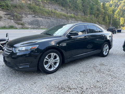 2015 Ford Taurus for sale at Clark's Auto Sales in Hazard KY
