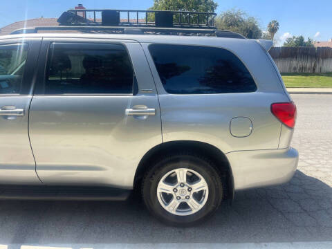 2016 Toyota Sequoia SR5