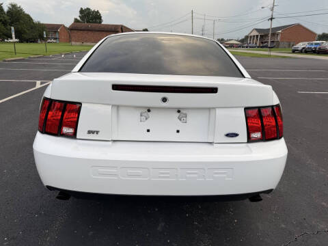 2003 Ford Mustang SVT Cobra