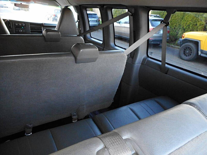 2017 Chevrolet Express LS 2500