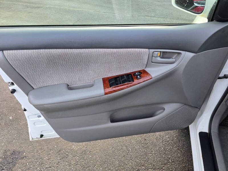 2007 Toyota Corolla LE