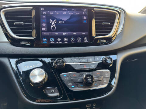 2020 Chrysler Pacifica Touring