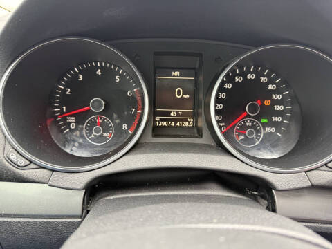 2013 Volkswagen Golf 2.5L PZEV