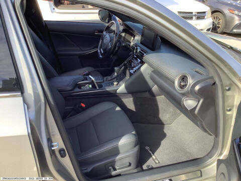 2022 Lexus IS 300