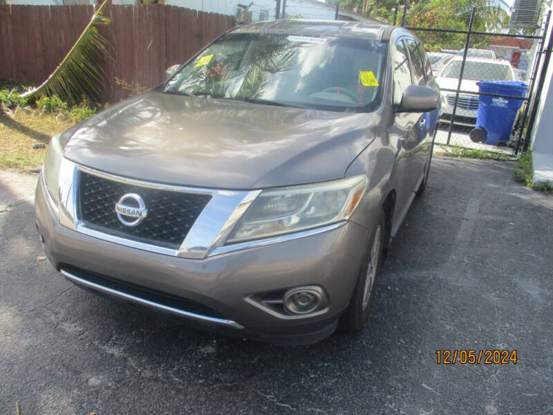 2014 Nissan Pathfinder for sale at K & V AUTO SALES LLC in Hollywood FL