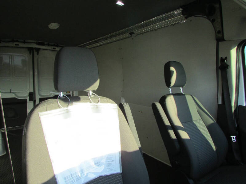 2024 Ford Transit 250