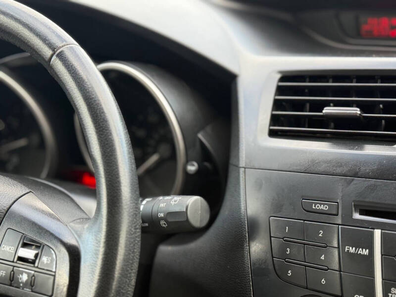 2013 Mazda MAZDA5 Touring