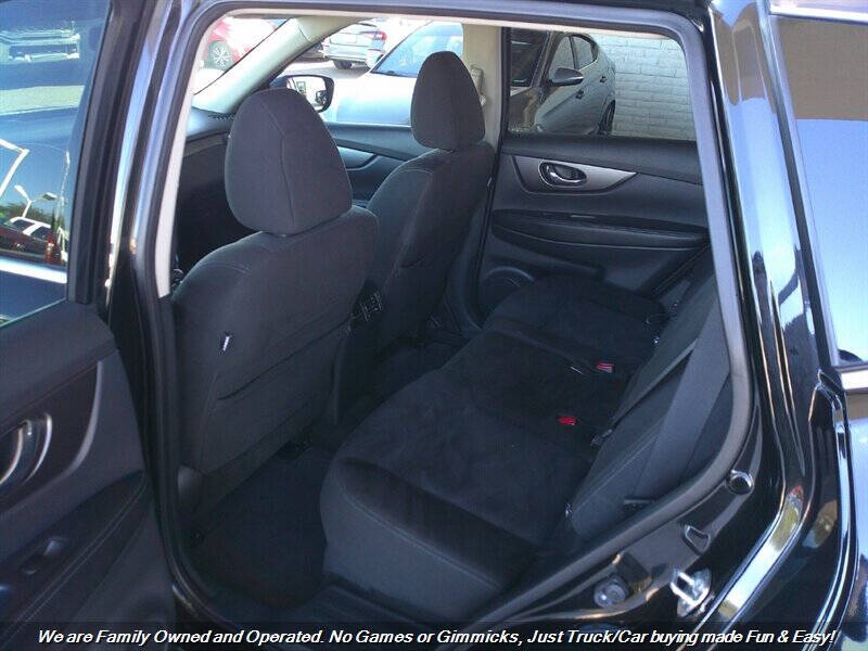 2015 Nissan Rogue SV