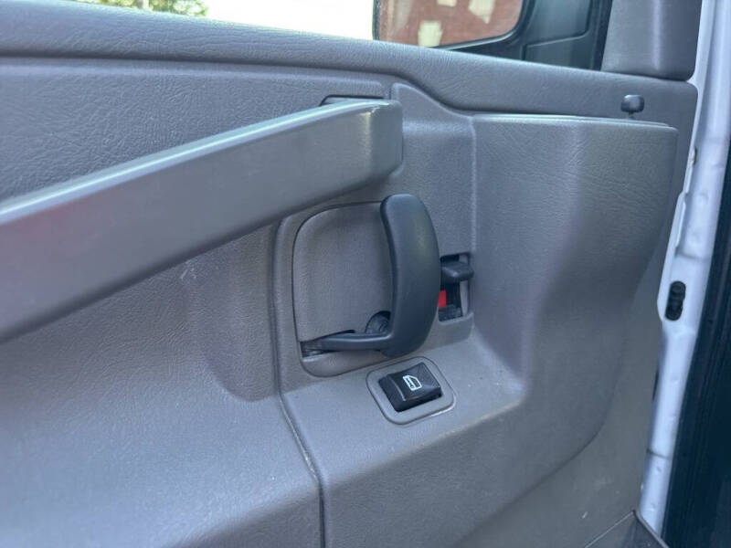 2018 GMC Savana 2500