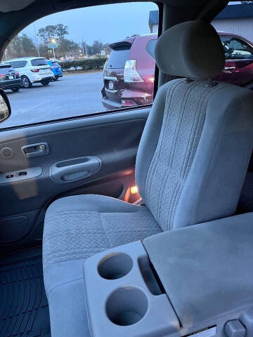 2004 Toyota Tundra SR5