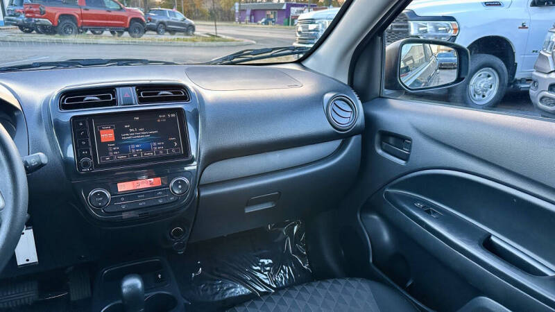 2024 Mitsubishi Mirage ES