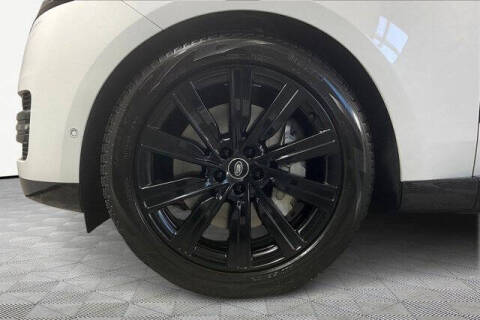 2023 Land Rover Range Rover P530 SE