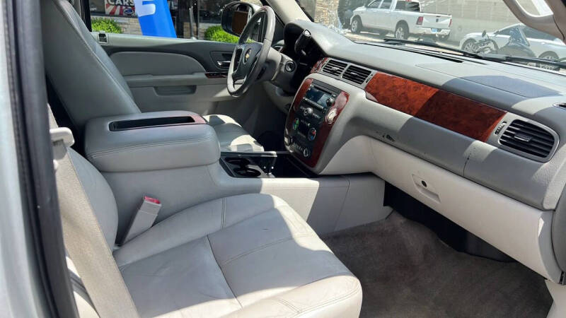 2011 Chevrolet Suburban LT