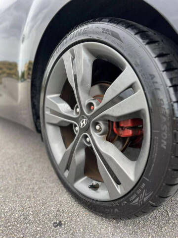 2016 Hyundai Veloster