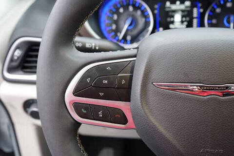 2024 Chrysler Voyager LX