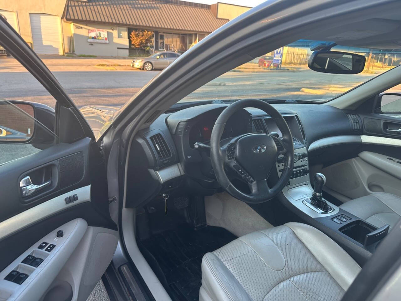 2008 INFINITI G35 for sale at Sarenco Auto Inc in Dallas, TX