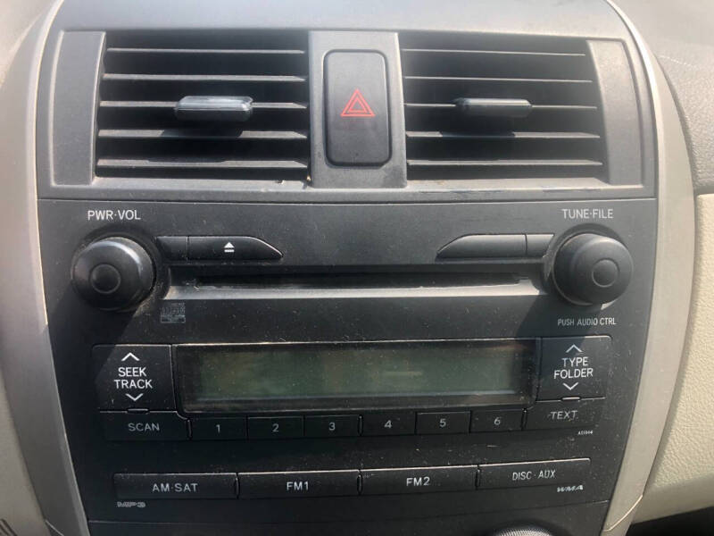 2009 Toyota Corolla LE