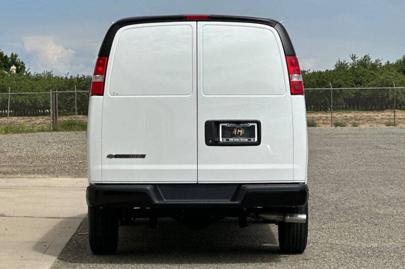 2026 Chevrolet Express 3500