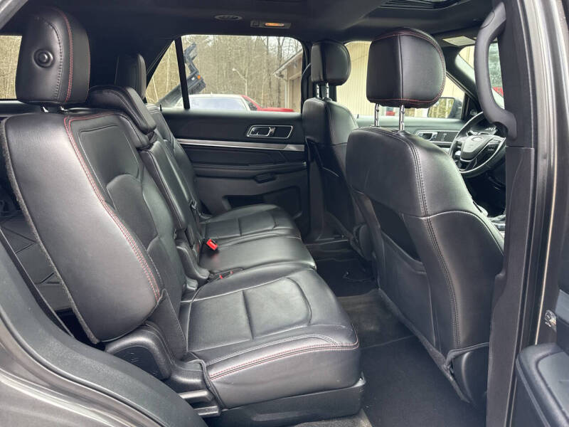 2017 Ford Explorer Sport