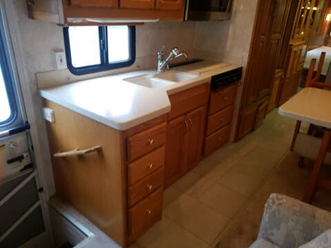 1999 Freightliner XC Chassis