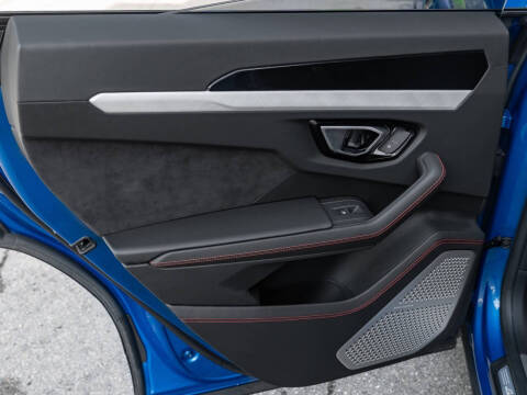 2020 Lamborghini Urus