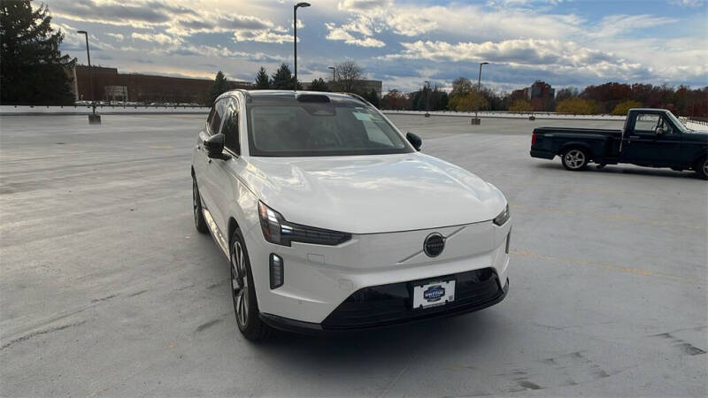 2025 Volvo EX90 Twin Performance Ultra 6P