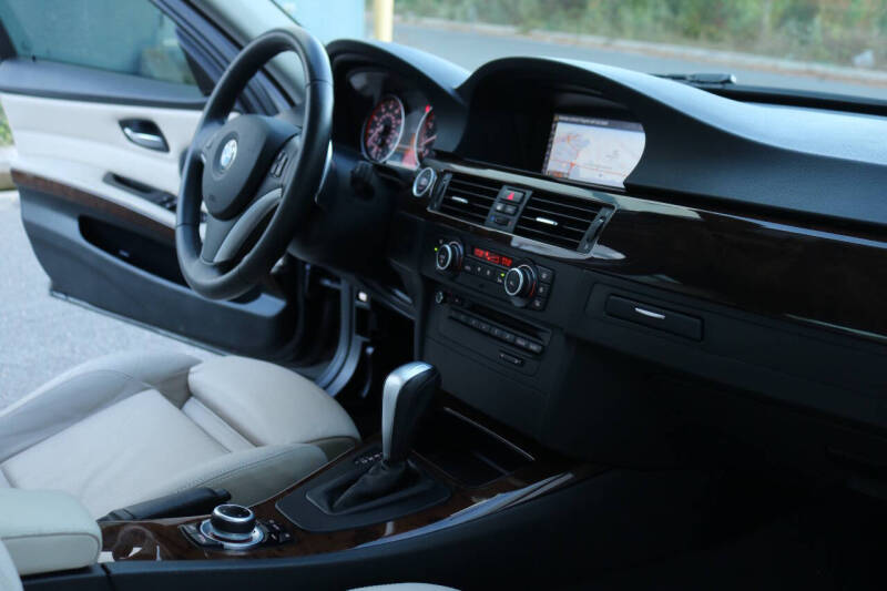 2011 BMW 3 Series 335i