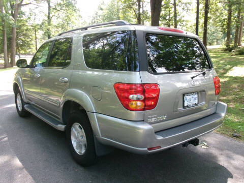 2003 Toyota Sequoia SR5