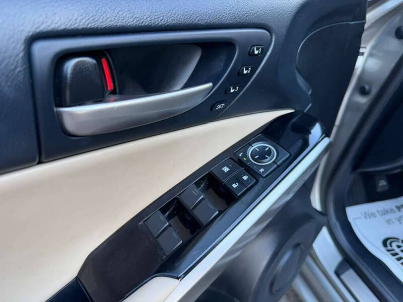 2018 Lexus IS 300