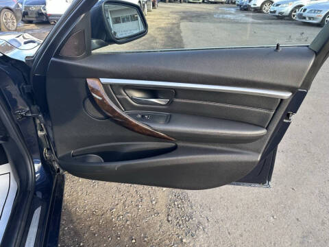 2016 BMW 3 Series 328i xDrive