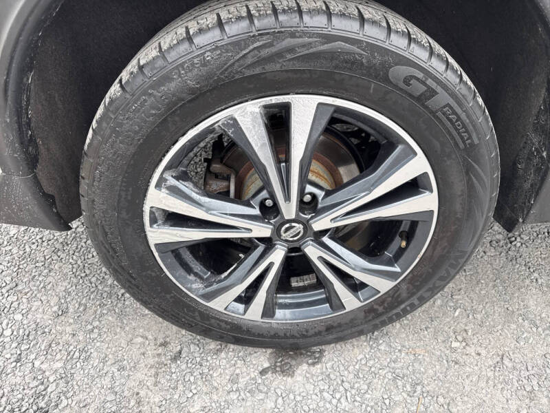 2017 Nissan Rogue SL