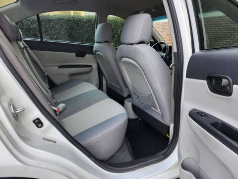 2011 Hyundai Accent GLS