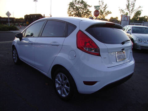 2013 Ford Fiesta SE