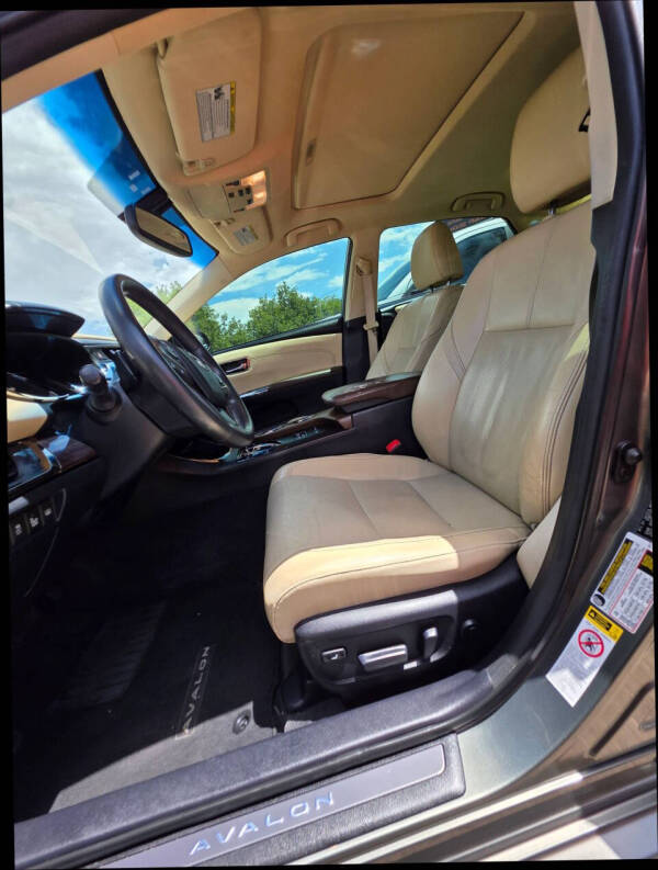 2013 Toyota Avalon Limited