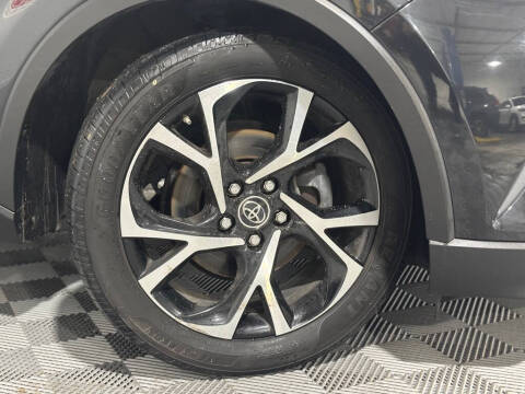 2018 Toyota C-HR XLE